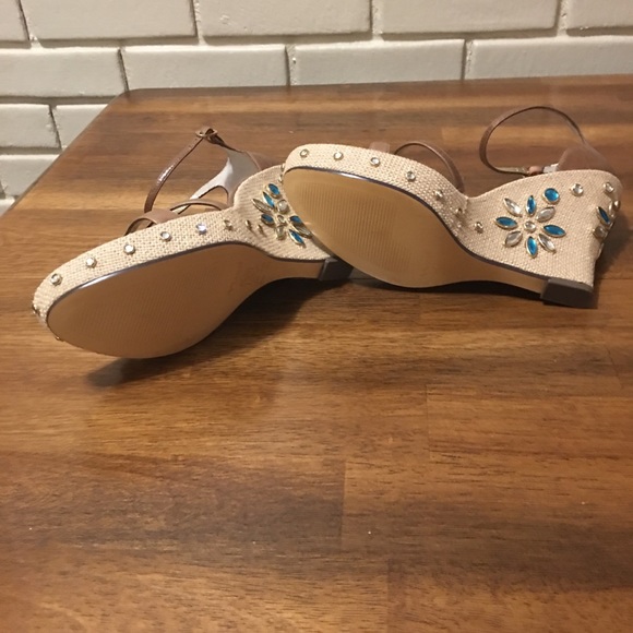 Nina Jeweled Platform Wedge Sandals NWOT Size 6.5 - Picture 6 of 6